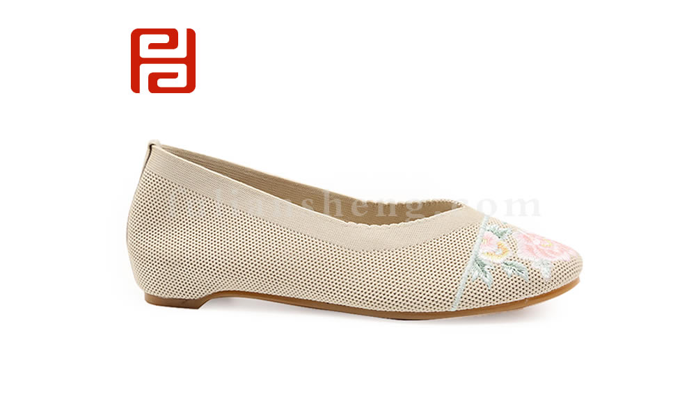 福連升老北京布鞋女夏季透氣網(wǎng)面繡花單鞋淺口軟底一腳蹬涼鞋圖片