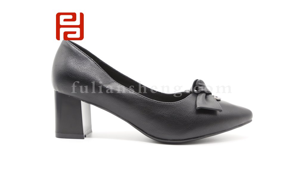 軟底中跟粗跟棉麻舒適單鞋春秋季淺口中年女鞋圖片