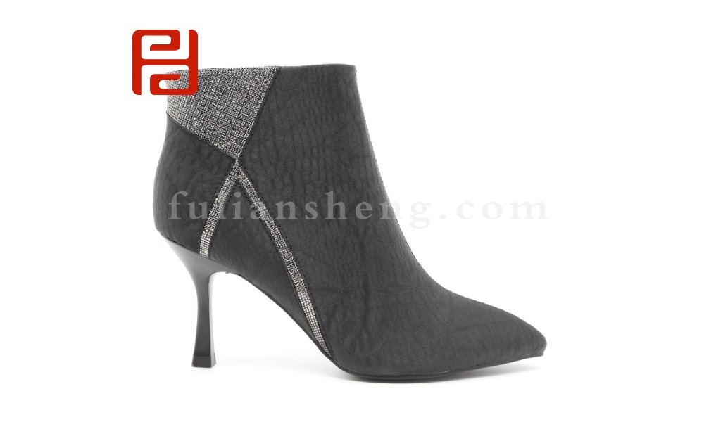 福連升尖頭靴2020時尚水鉆高跟棉鞋女冬季加絨氣質(zhì)細(xì)跟短靴圖片