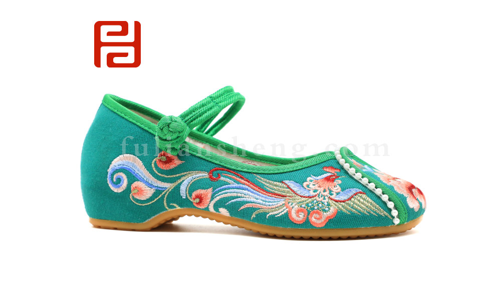 漢唐風(fēng)韻春季女鞋繡花布面料牛筋鞋底棉麻里布
