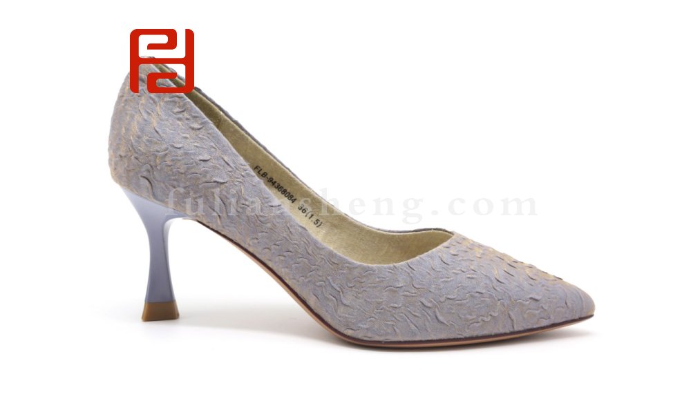 福連升女鞋優(yōu)雅高跟鞋細跟尖頭淺口黑色褶皺春秋新款圖片