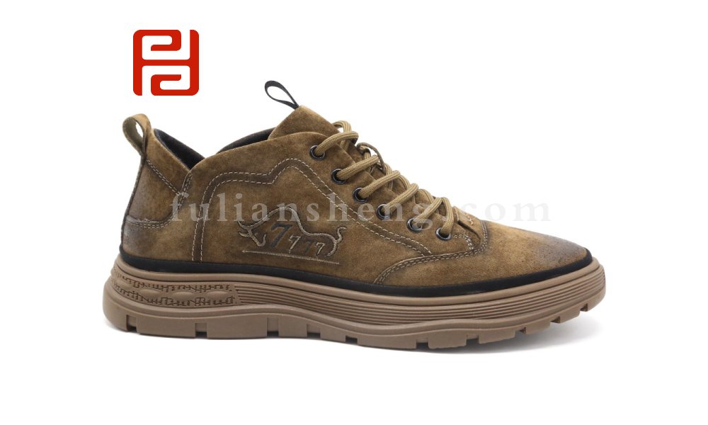 福連升秋季新款英倫商務(wù)休閑板鞋真皮橡膠防滑休閑男鞋圖片