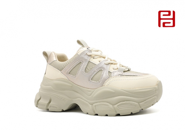 福連升冬季新款運(yùn)動(dòng)生活女鞋時(shí)尚運(yùn)動(dòng)老爹鞋