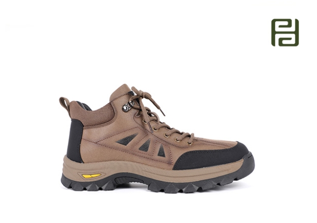 福連升冬季越野戶外靴強(qiáng)抓地?fù)鯂?yán)寒暢行戶外 	